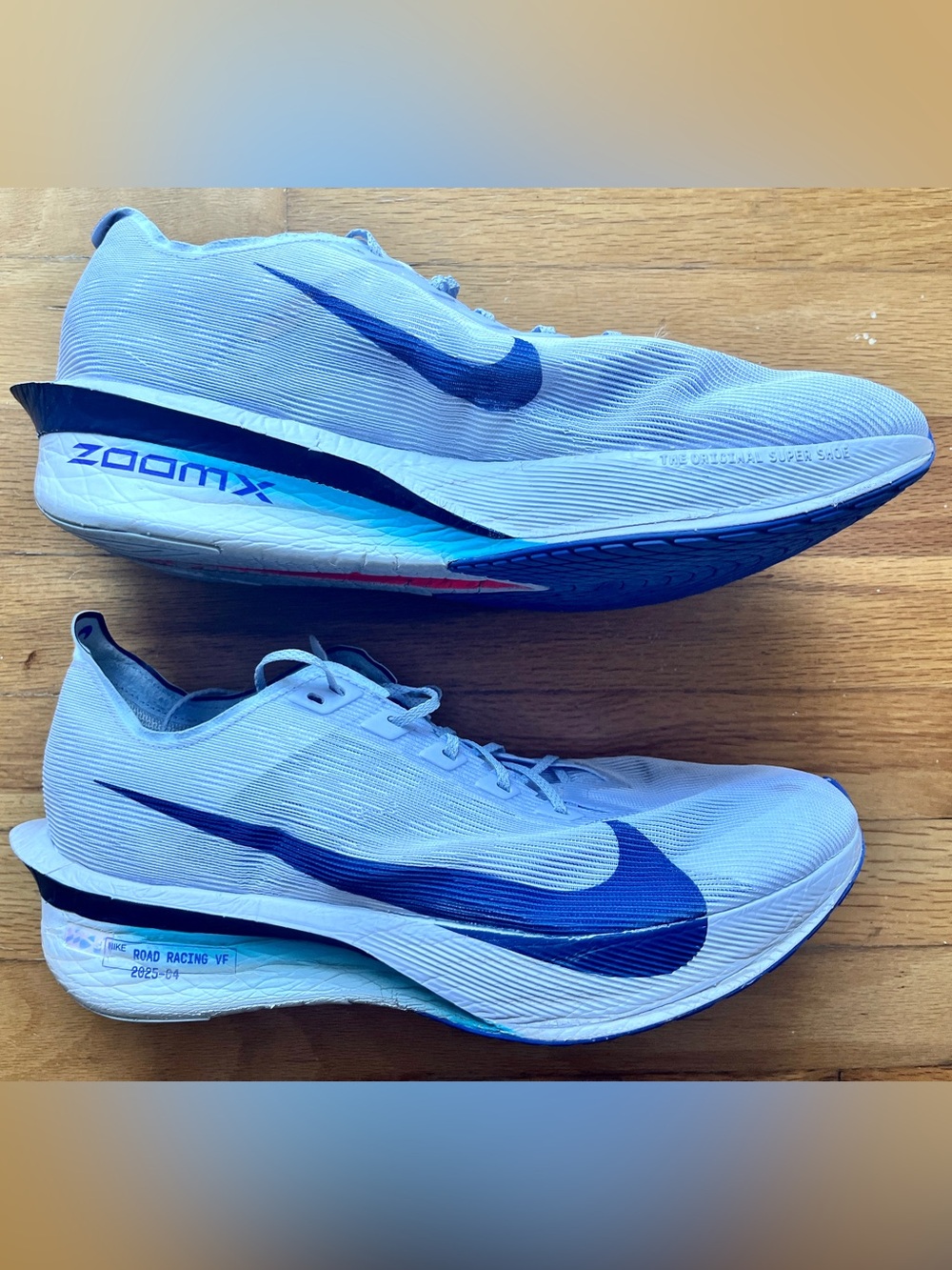 Nike Vaporfly 4 Running Shoe - Size 12 Mens Color Ghost/Blue Void-Persian Violet